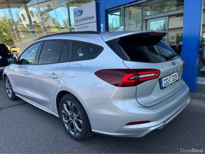 Ford Focus ST-LINE 5W 1.0T 125 M6 F - Image 2