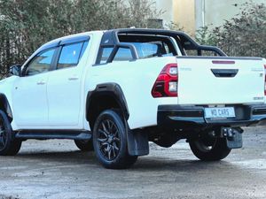 2022 Toyota Hilux Auto GR 2.4 Diesel - Image 3