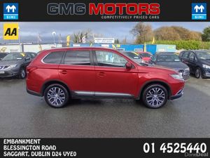 Mitsubishi Outlander 2.2 DI-D 3 4WD **7 SEATER** 1 - Image 4