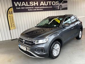 Volkswagen T-Roc LIFE 1.0 TSI MANUAL 6SPEED FWD 11 - Image 3