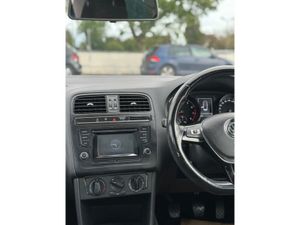 Volkswagen Polo FUN 1.0 60HP MANUAL 5SPEED 5DR - Image 4