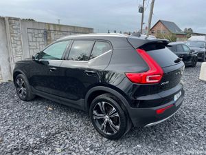 Volvo XC40 INSCRIPTION T4 RECHA RECHARGE - Image 3