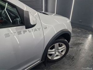 Dacia Sandero STEPWAY ALTERNATIVE 1. 1.5 DCI 90 - Image 4