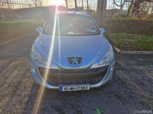 Peugeot 308 2010 - Image 2