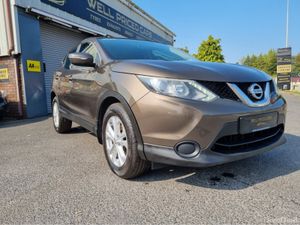 Nissan Qashqai 1.5 DSL XE 4DR - Image 4