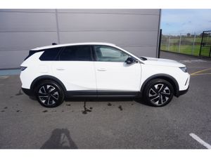 Opel Grandland GS HYBRID - Image 2