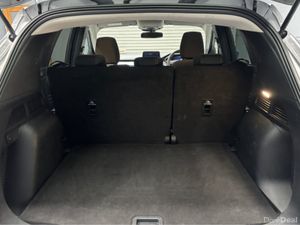 Ford Kuga TITANIUM 2.5 PHEV 225 S6.2 CT 4DR - Image 4