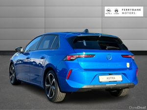 Opel Astra 1.2 Turbo 110hp S/S6-speed manual - Image 3