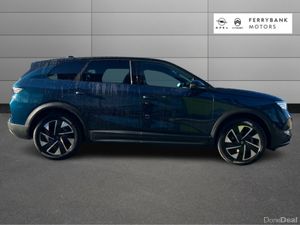 Opel Grandland GS1.2 Hybrid - Image 4