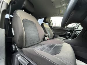 Volkswagen Golf ( 162 REG HI-LINE EDITION PRIVACY - Image 4