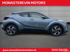 Toyota C-HR HYBRID SPORT 4DR AUTO - HEATED SEATS - Image 4