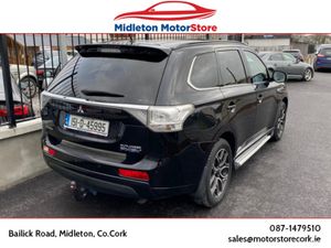 Mitsubishi Outlander 4WD 2.0 GX5HS PHEV 160BH 160B - Image 4