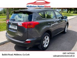 Toyota RAV4 RAV4 2.0 D-4D AURA 2WD 4DR - Image 4