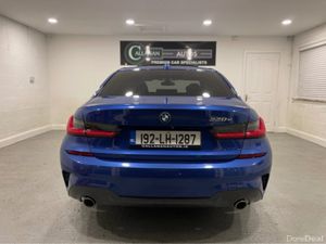 BMW 3-Series 330 E M SPORT ***HI SPEC***GLASS SUNR - Image 3