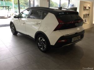 Hyundai Bayon EXECUTIVE ** BLACK ROOF ** - Image 4