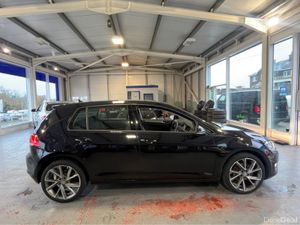 Volkswagen Golf 1.2 Tsi Dsg Automatic hatchback - Image 4