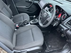 Opel Astra TRADE SALE ONLY 1.4 I 100PS 4DR - Image 4