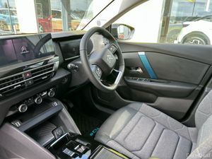 Citroen C4 EFEEL PACK 50KWH 136BHP MY30 - Image 3