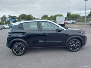 Citroen C3 Plus Puretech 1.2l 100bhp petrol - Image 4