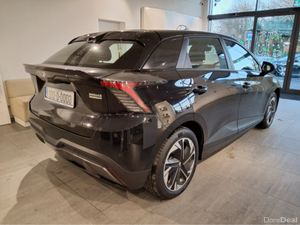 MG 4 SE - 64kW - Long Range - - Image 2