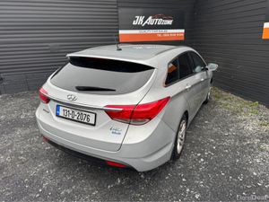 Hyundai i40 1.7 COMFORT 4DR - Image 4