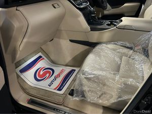 Toyota Land Cruiser 3.3D4D LC300 LANDCRUISER AMAZO - Image 4