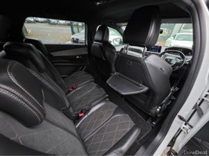 Peugeot 5008 ( 182 REG ) GT LINE 7 SEATER  - DIGIT - Image 4