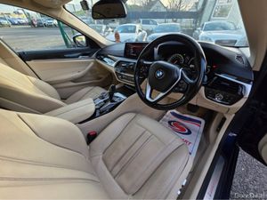 BMW 5-Series 523D LUXURY UPGRADED PACK EDITION FUL - Image 4