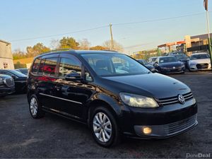 Volkswagen Touran ( 132 REG  )1.4 TSI HIGHLINE EDI - Image 2