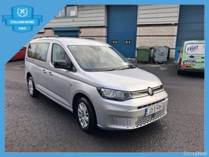 Volkswagen Caddy / 2023 / 2.0 DIESEL / 7 SEATER / - Image 3
