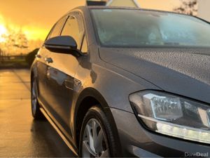 Volkswagen Golf LOW MILEAGE R-LINE 1.6 TDI MANUAL - Image 2