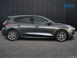 Ford Focus 1.0 125BHP ST-Line..Parking pack/Design - Image 4
