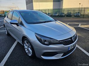 Opel Astra 1.5 DIESEL, SRI MODEL, LOW MILEAGE, NEW - Image 4