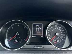 Volkswagen Golf 1.6 TDI SE NAV BLUEMOTION 115PS 5D - Image 2