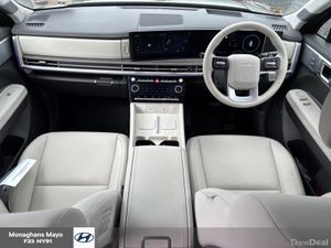 Hyundai Santa Fe PREMIUM 1.6 PETROL PLUG IN HYBRID - Image 2