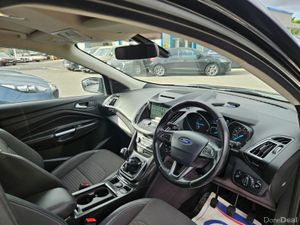 Ford Kuga 1.5 TDCI Titanium 120PS 2WD 5DR - Image 4