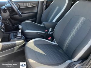 Hyundai i10 DELUXE 1.0 PETROL 5DR - Image 4