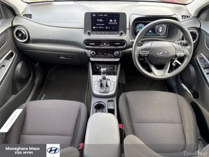 Hyundai KONA KAUAI 1.6 PETROL HYBRID HEV 2 TONE - Image 2