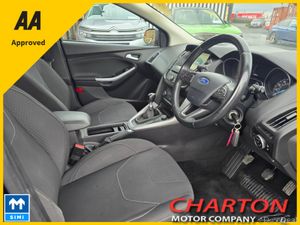 Ford Focus 1.0 ECOBOOST ZETEC 125PS 5DR T - Image 4