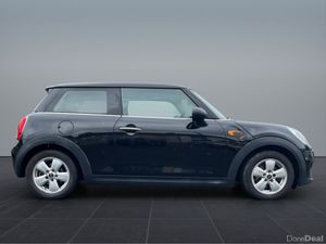 Mini Cooper ONEDHATCH D XN12 2DR ONE - Image 2