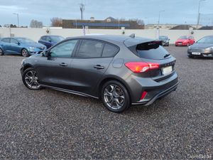 Ford Focus ST-LINE - Image 4