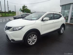 Nissan Qashqai 1.5 SV  Model - Image 3
