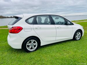 BMW 2-Series 1.5 PETROL/FAMILY CAR/LOW MILEAGE - Image 4