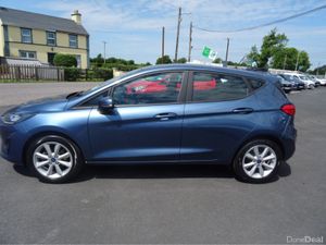 Ford Fiesta TREND CONNECTED 1.1 075 M5 4DR - Image 4