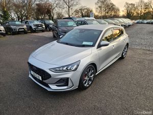 Ford Focus St-line 1.0T 125 M6 FWD 4DR - Image 4