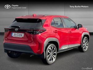 Toyota Yaris Cross - Save EUR 3,500 - LunaSport Mo - Image 2