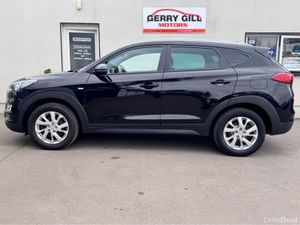 Hyundai Tucson 1.6 SE NAV MHEV DIESEL - Image 4