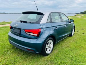 Audi A1 1.0 AUTO//FINANCE AVAILABLE//TWO TONE - Image 4
