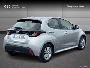Toyota Yaris - Hybrid - New Generation - Luna Edit - Image 2
