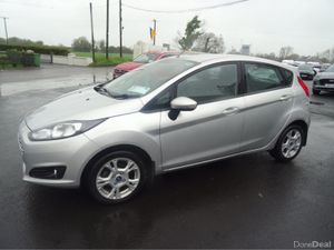 Ford Fiesta ZETEC 1.5 DIESEL  5DR - Image 2